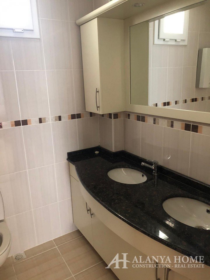 Фото покупка продажа недорогая трехкомнатная квартира с ремонтом 2+1 Алания Хоум Анталия Турциия цен